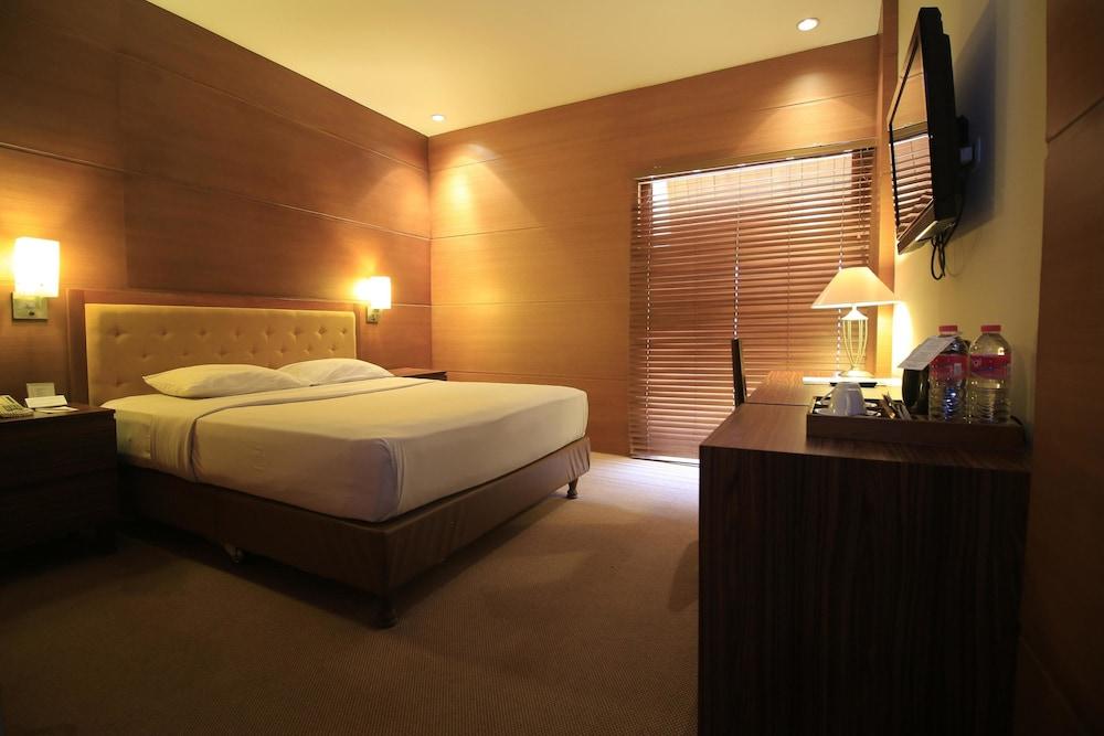 Hotel Mutiara Malioboro Yogyakarta Extérieur photo