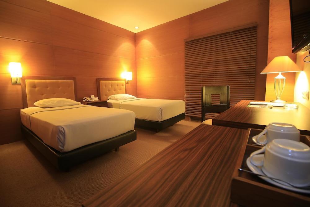 Hotel Mutiara Malioboro Yogyakarta Extérieur photo