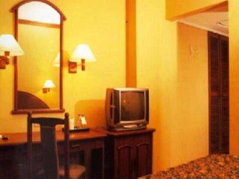 Hotel Mutiara Malioboro Yogyakarta Extérieur photo