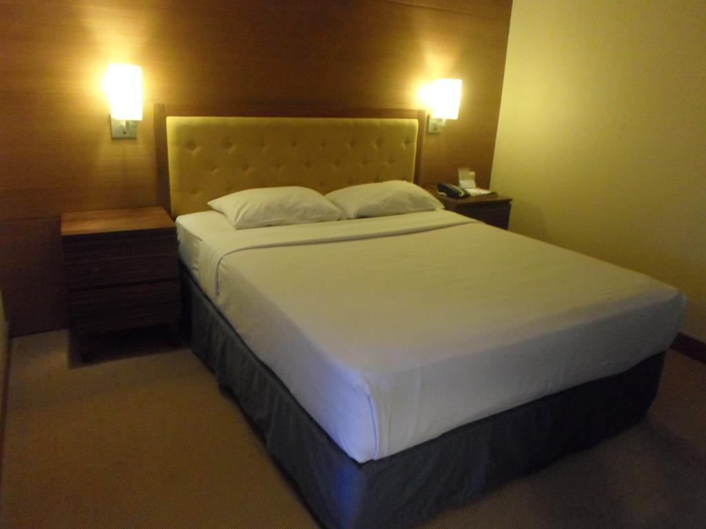 Hotel Mutiara Malioboro Yogyakarta Extérieur photo