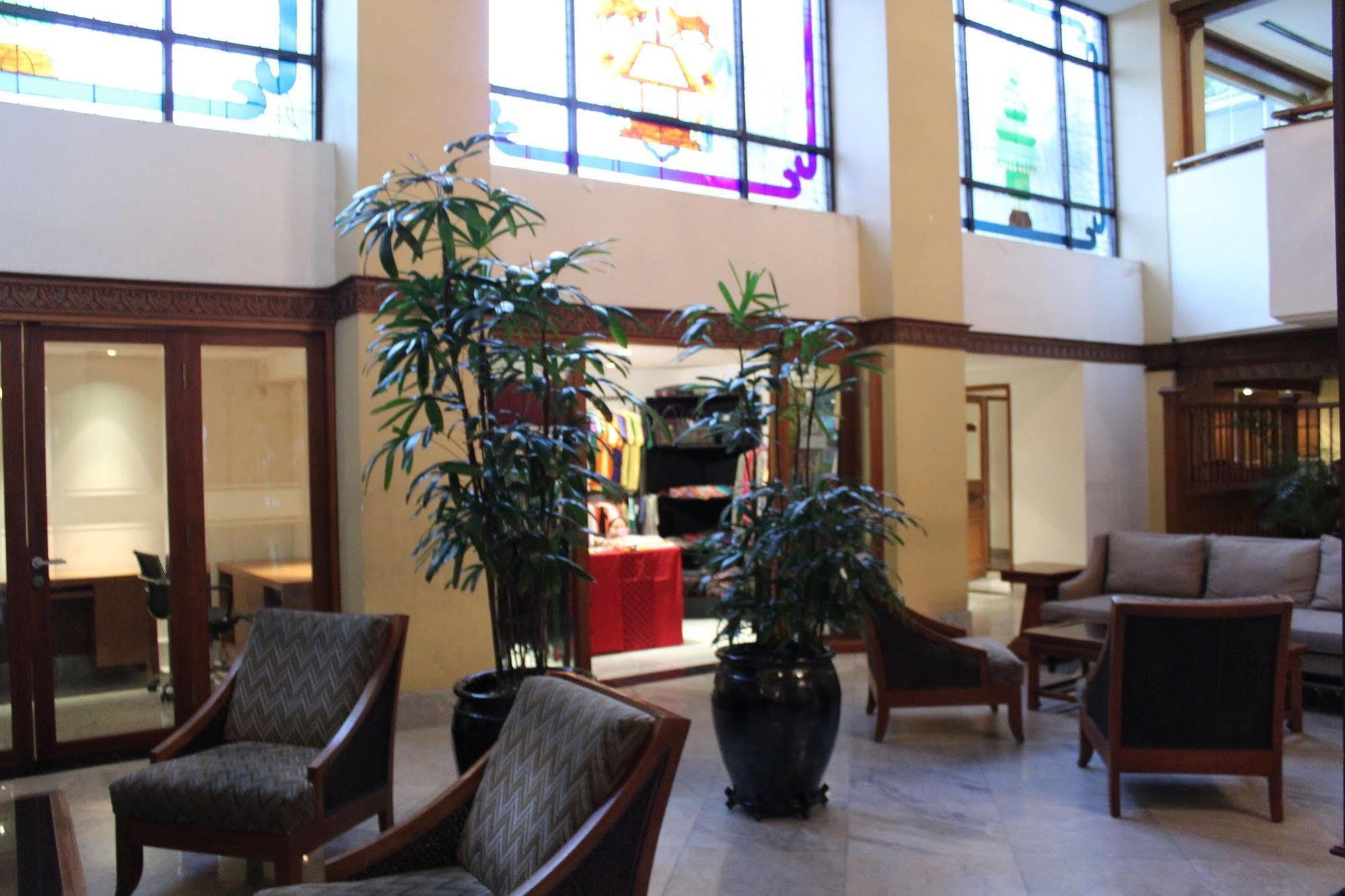 Hotel Mutiara Malioboro Yogyakarta Extérieur photo