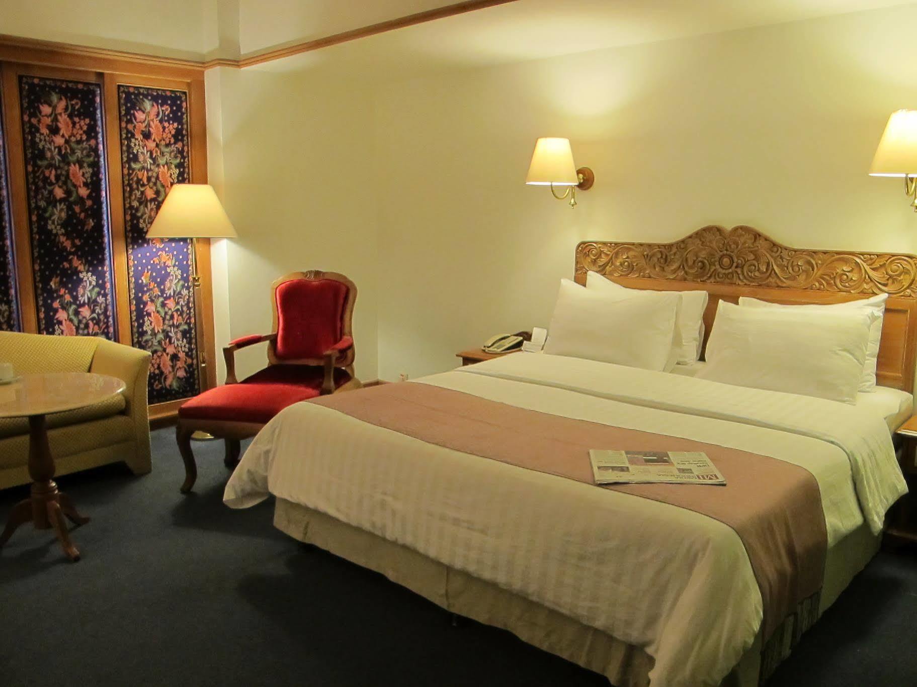 Hotel Mutiara Malioboro Yogyakarta Extérieur photo