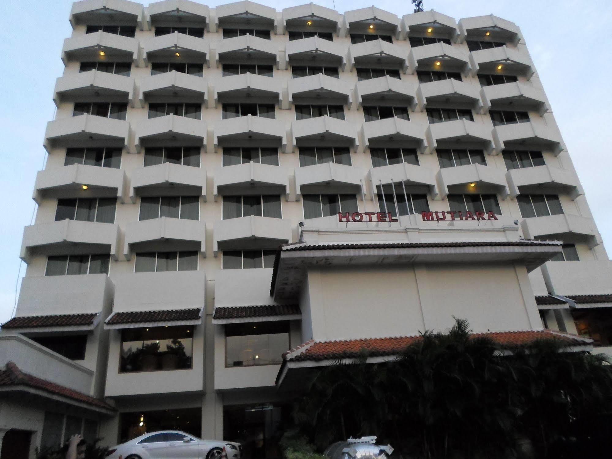 Hotel Mutiara Malioboro Yogyakarta Extérieur photo