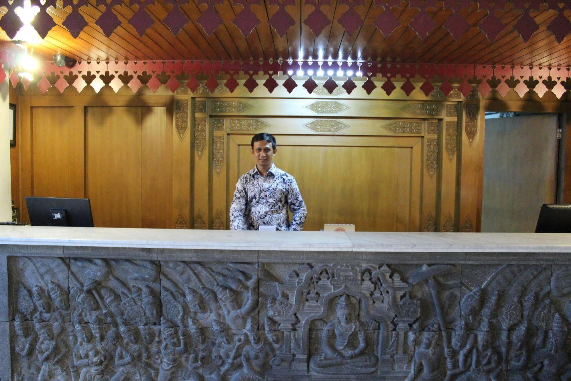 Hotel Mutiara Malioboro Yogyakarta Extérieur photo