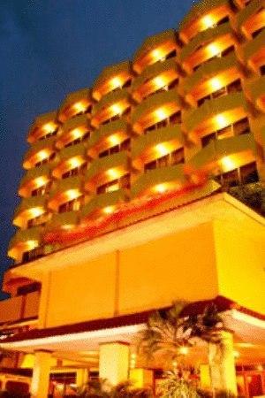Hotel Mutiara Malioboro Yogyakarta Extérieur photo